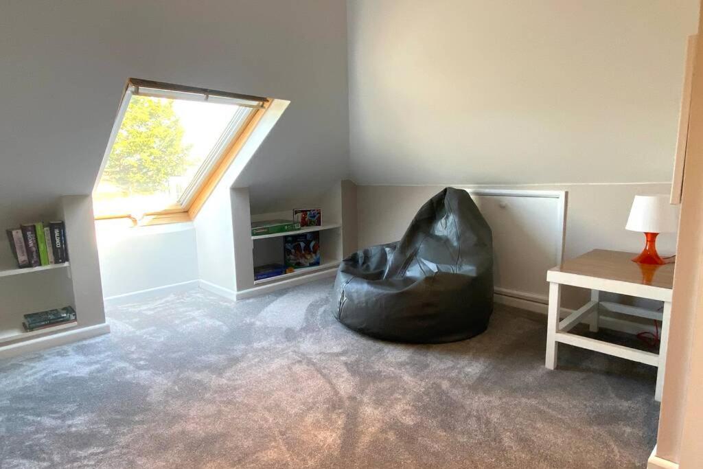 Spacious 2 Bed Apt Sleeps 4 Near Bournemouth Beach Kültér fotó